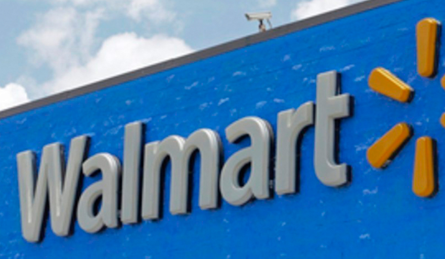 Customers Cheer After Woman Gives Birth At Missouri Walmart