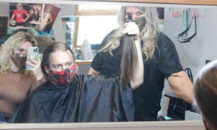 Devoted Browns Fan Cuts Hair After 6 Years To Celebrate Wins